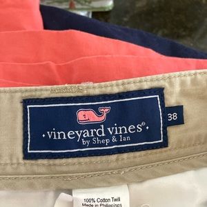 Vineyard Vines men’s shorts